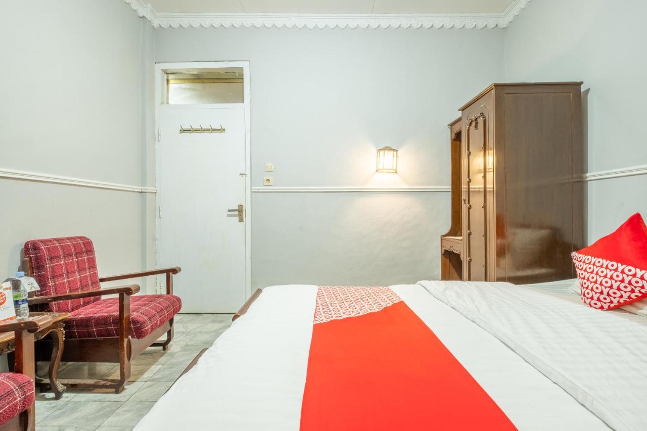 Oyo 1444 Patradissa Stasiun Bandung Hotel Экстерьер фото