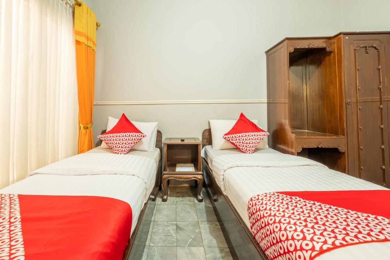 Oyo 1444 Patradissa Stasiun Bandung Hotel Экстерьер фото